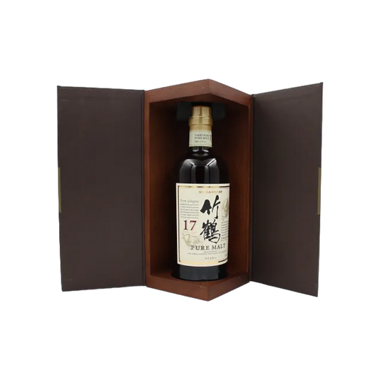 Taketsuru 17 Year Old Pure Wooden box